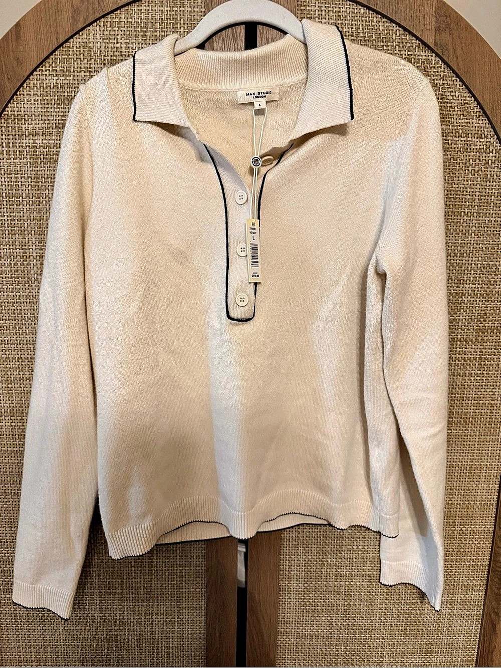 Max Studio Cream Collared Sweater Size Large Like New